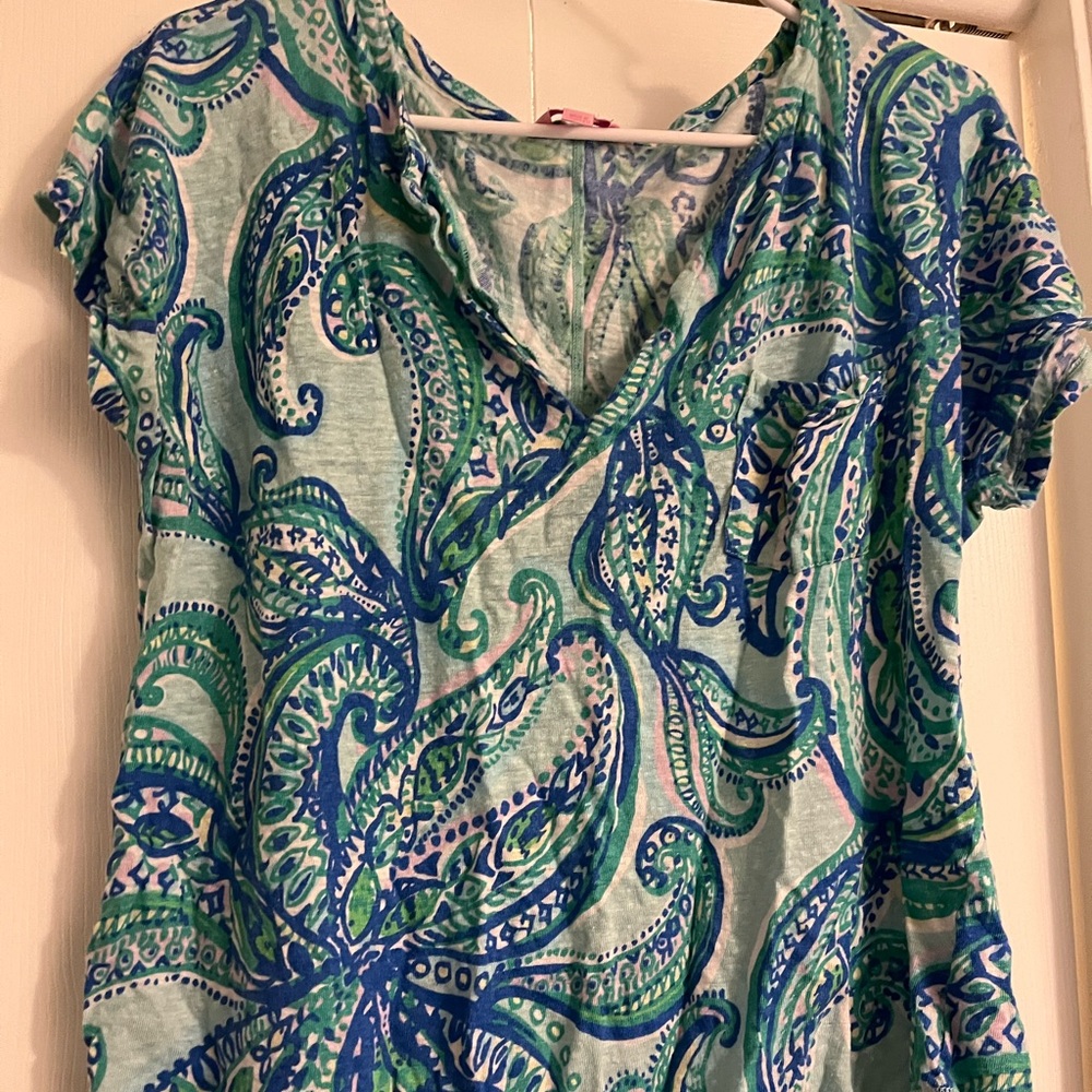 Lily Pulitzer shirt 🎉